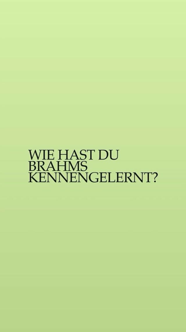 Mit Bach und Brahms auf Tournee 🎶✨
Ana Maria Labin erzählt uns, wie sie Brahms kennengelernt hat und was seine Musik für sie bedeutet. Jetzt sind wir neugierig – wie habt ihr Brahms kennengelernt? 🎻🎵 
Teilt eure Geschichte in den Kommentaren! 💬👇 
#BachUndBrahms #AufTournee #BachStiftung #AnaMariaLabin #MusikGeschichten #TeileDeineGeschichte